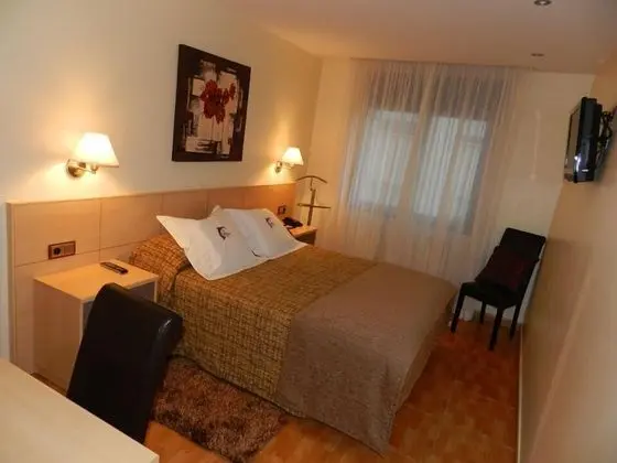 Tek Büyük Yataklı Oda