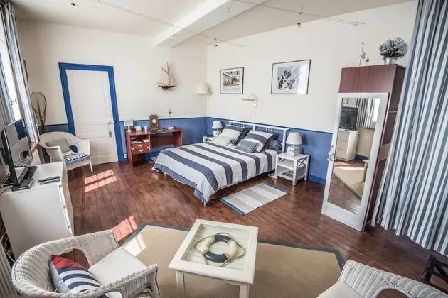 Deluxe Tek Büyük Yataklı Oda, Bahçe Manzaralı (N°5 Marine)