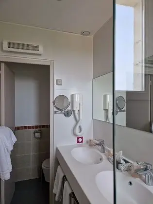 Family Dört Kişilik Oda