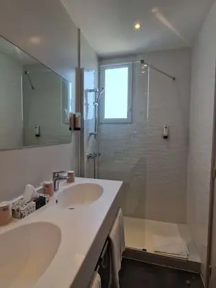 Family Dört Kişilik Oda