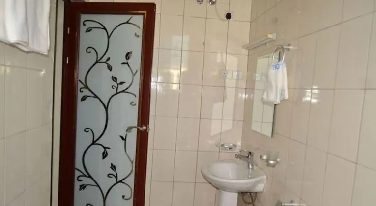 Standard Tek Büyük Yataklı Oda, Sigara İçilmez