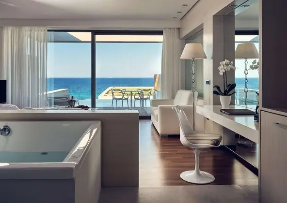 Honeymoon Süit, Kişiye Özel Havuzlu, Deniz Manzaralı