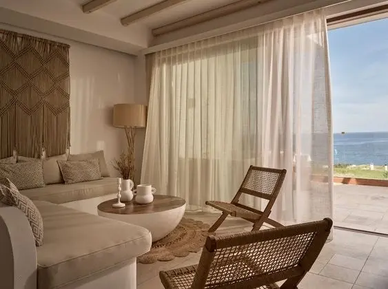 Spa Suite Sea View with Outdoor Hot Tub