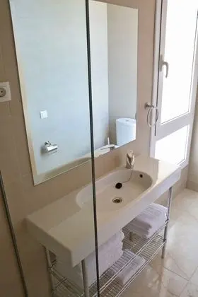 Dört Kişilik Oda, Teras, Bahçe Manzaralı