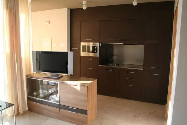 Tek Büyük Yataklı Oda, Teras, Bahçe Manzaralı