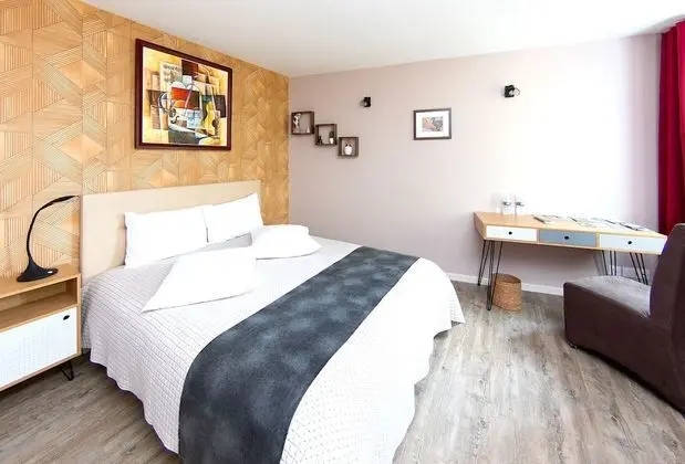 Panoramic Tek Büyük Yataklı Oda