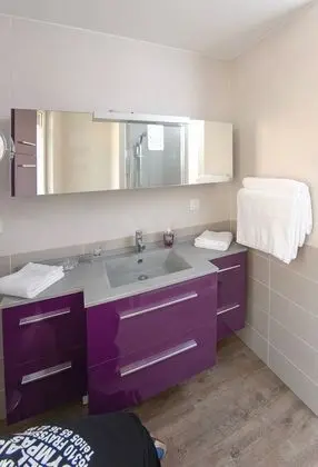 Panoramic Tek Büyük Yataklı Oda