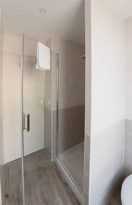 Panoramic Tek Büyük Yataklı Oda