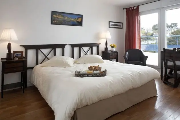 Tek Büyük Yataklı Oda (Ouessant)