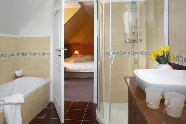 Tek Büyük Yataklı Oda (Ouessant)