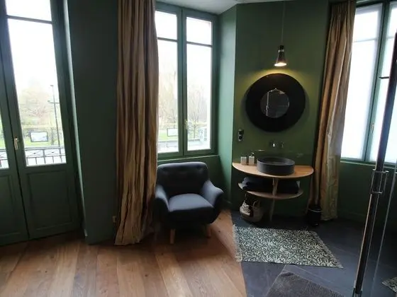 Deluxe Tek Büyük Yataklı Oda, Balkon (Jardin Public)