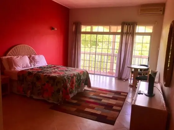 Family Studio, 1 King Bed, Partial Ocean View
