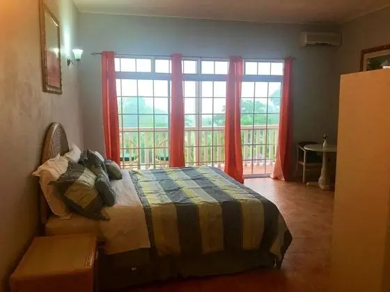 Family Studio, 1 King Bed, Partial Ocean View
