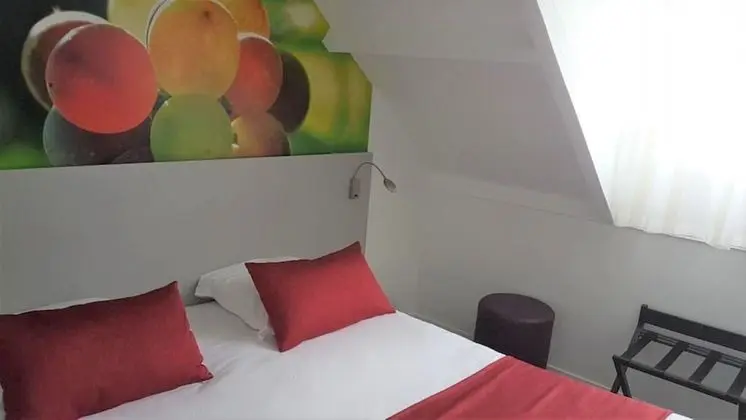 Standard Büyük Yataklı Tek Kişilik Oda