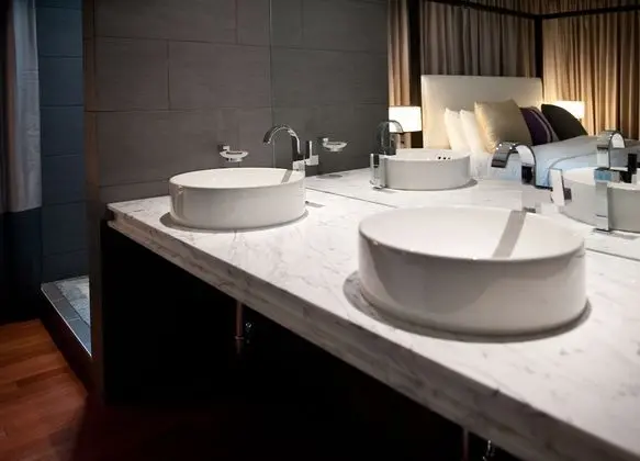 Leslie Ocean Suite