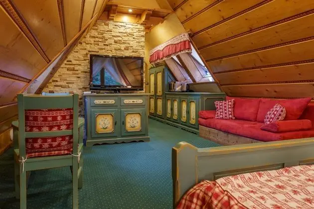 Tek Büyük Yataklı Oda