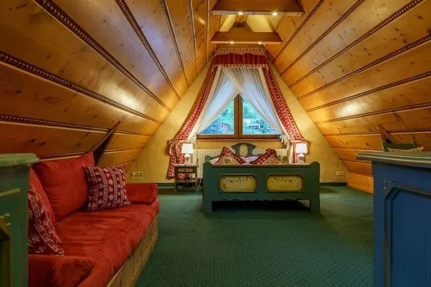 Tek Büyük Yataklı Oda