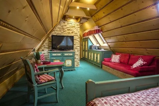 Tek Büyük Yataklı Oda