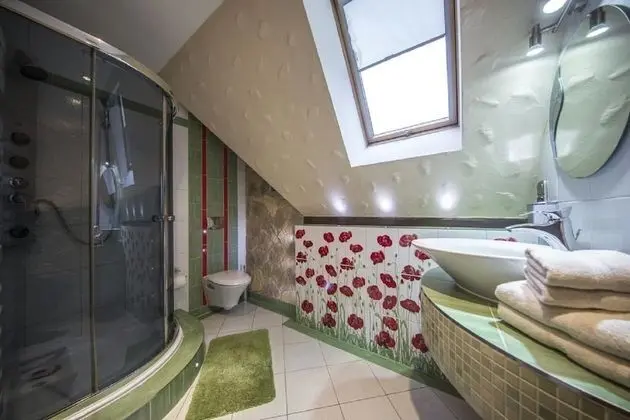 Tek Büyük Yataklı Oda, Balkon