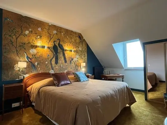 Standard King Size or Twin Room