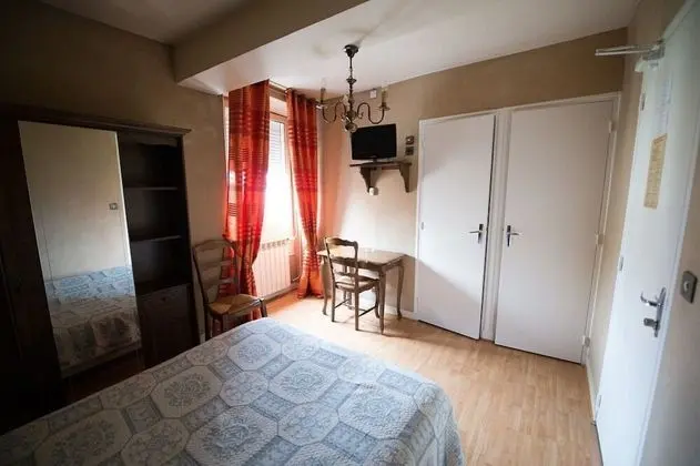 Tek Büyük Yataklı Oda (3)