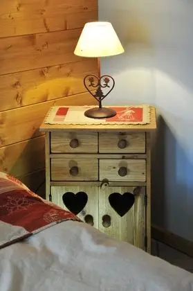 Büyük Yataklı Tek Kişilik Oda