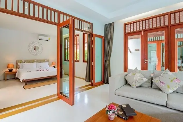 Pool Access Suite Villa