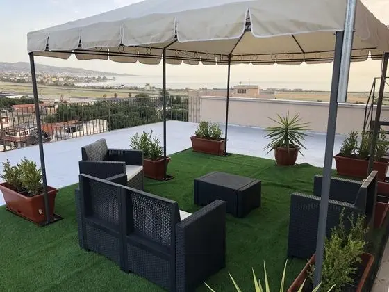 Deluxe Tek Büyük veya İki Ayrı Yataklı Oda, Deniz Manzaralı