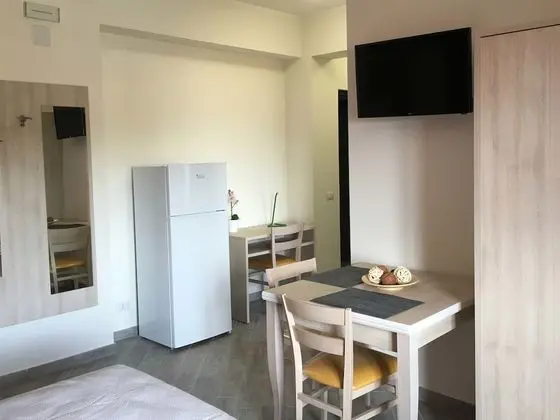 Standard Apart Daire, Özel Banyo (MONOLOCALE)