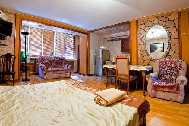 Apart Daire (Zhibek Zholy Street 103)
