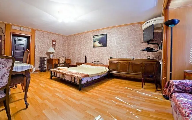 Apart Daire (Zhibek Zholy Street 103)