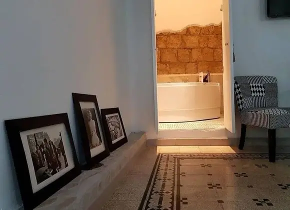 Tek Büyük Yataklı Oda, Jakuzi (Suite Capri)