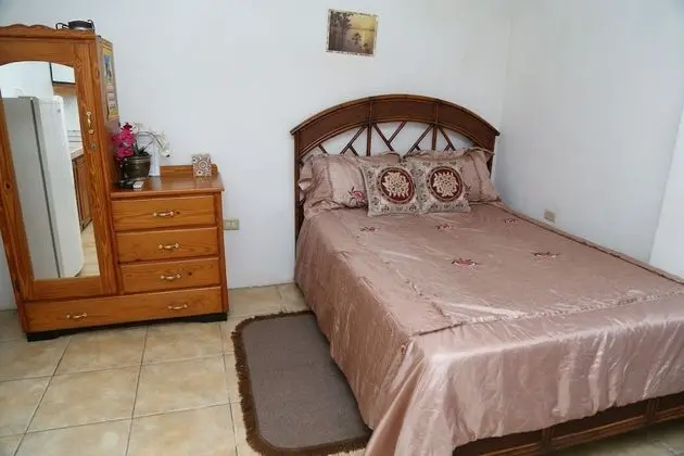Apart Daire, 2 Çift Kişilik Yatak, Mutfak, Avlu Manzaralı