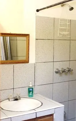 Apart Daire, 2 Çift Kişilik Yatak, Mutfak, Avlu Manzaralı