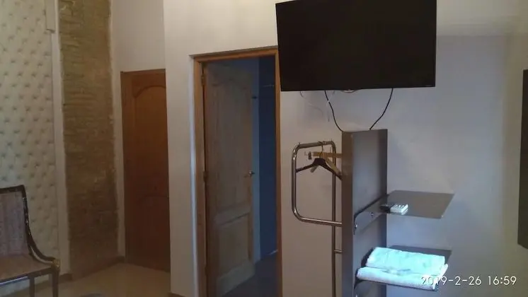 Comfort Tek Büyük Yataklı Oda