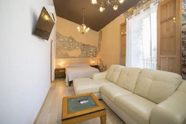 Comfort Tek Büyük Yataklı Oda