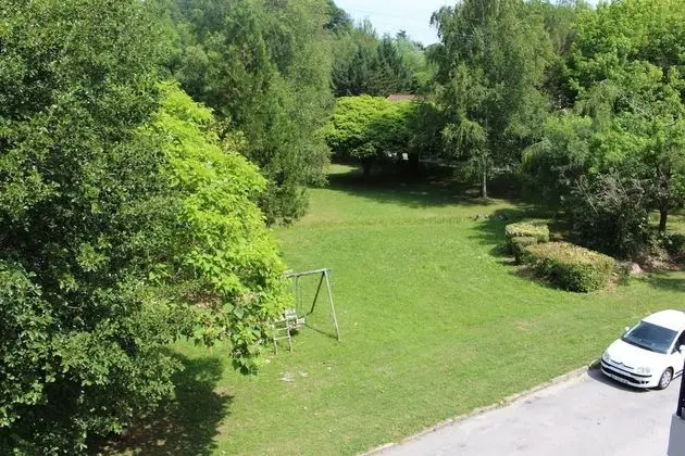 Tek Büyük Yataklı Oda, Park Manzaralı