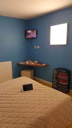 Üç Kişilik Oda