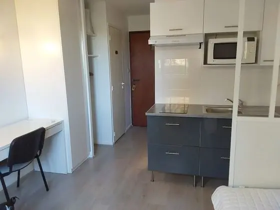 Economy Stüdyo