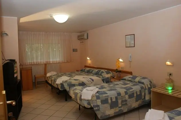 Dört Kişilik Oda