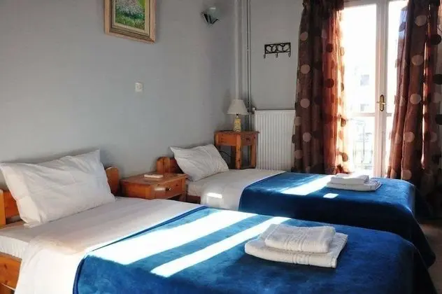Tek Büyük veya İki Ayrı Yataklı Oda, Balkon