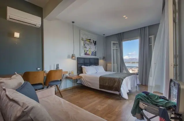Deluxe Tek Büyük veya İki Ayrı Yataklı Oda, Balkon, Deniz Manzaralı