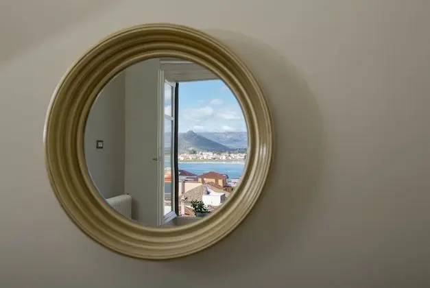 Deluxe Tek Büyük veya İki Ayrı Yataklı Oda, Balkon, Deniz Manzaralı