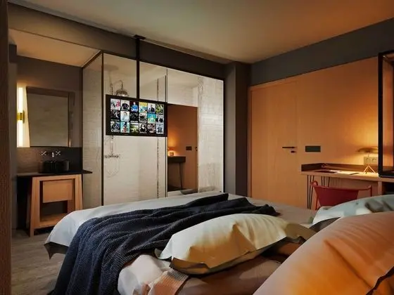 Standard Tek Büyük Yataklı Oda