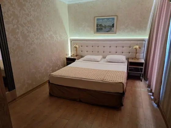 https://images.etstur.com/imgproxy/resize/2560x1440/files/images/hotelImages/etsrooms/197/Letoile_Beach_Hotel_20250723173700_7.jpeg