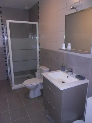 Tek Büyük Yataklı Oda (Brune)