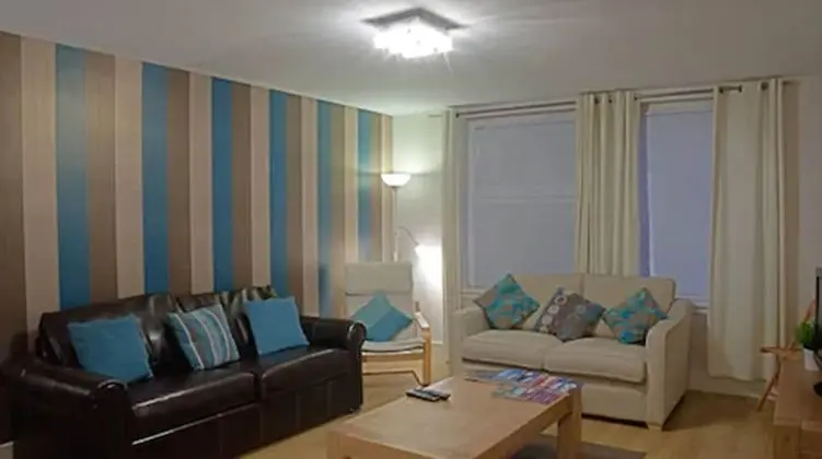 Standard Apart Daire, 3 Yatak Odası (Annandale Street)