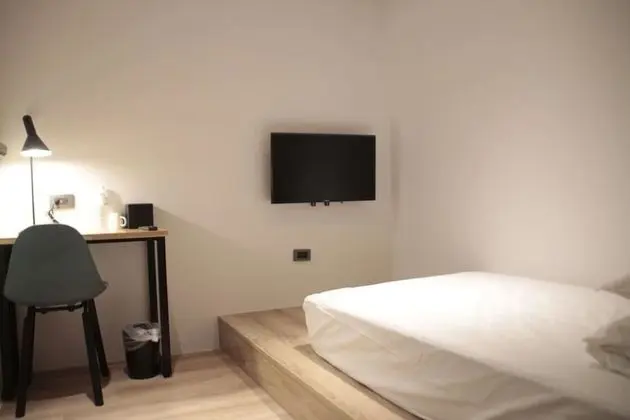 Tek Kişilik Oda, Ortak Banyo