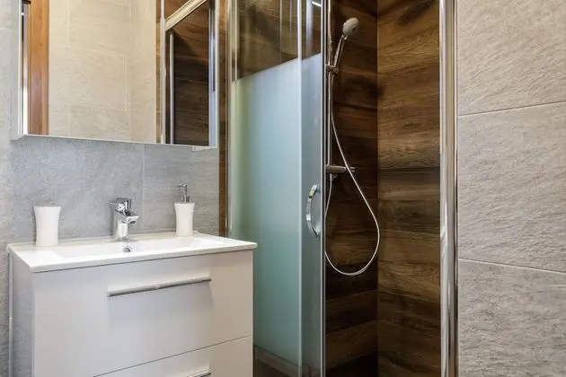 Deluxe Stüdyo Süit