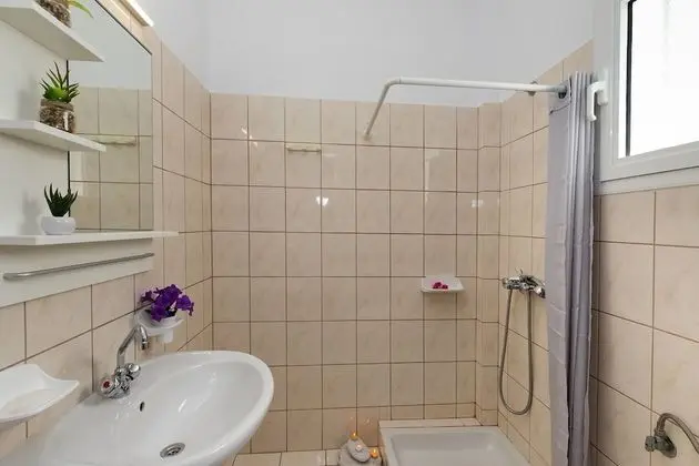 Stüdyo (3 Adults)